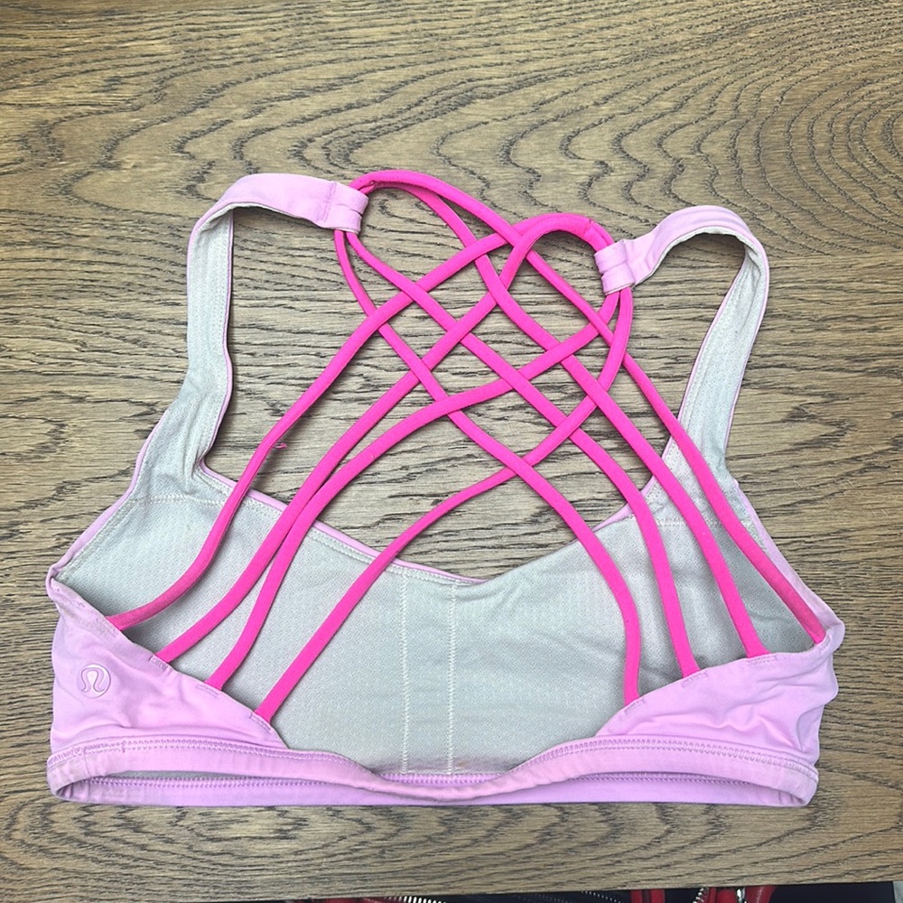 lululemon Bra in Pink 🩷